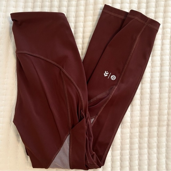 Lululemon X Barry’s Stronger as One High Rise Tight in Midnight Maroon, Size 4 - Picture 14 of 14